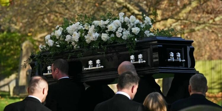 Último adiós a Liam Payne en un funeral privado cargado de emociones: la reunión más dolorosa de One Direction y la tristeza de su última novia