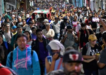 Migrantes buscan llegar a la frontera de EEUU antes de que Trump asuma el poder