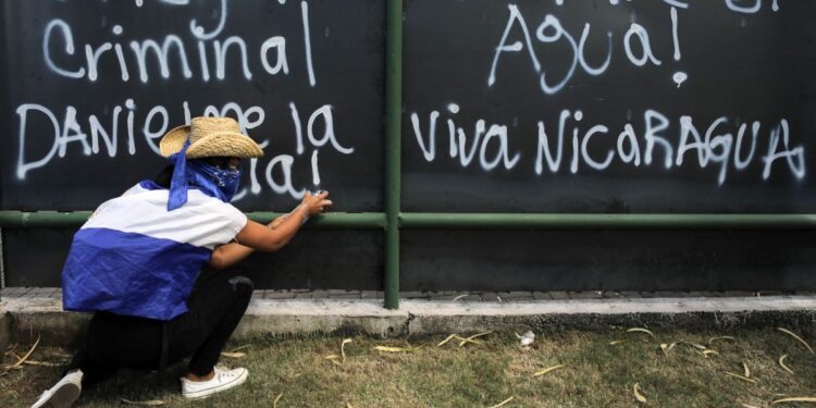 Régimen de Nicaragua cierra 12 ONG y suman unas 5.600 desde 2018