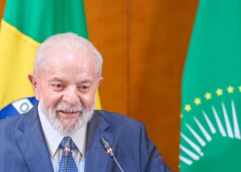 Lula sufre hemorragia cerebral y es operado de emergencia