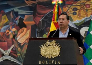 La economía boliviana continúa sufriendo impactos negativos