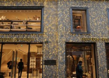 Milán destrona a Nueva York como la ciudad con la calle comercial más lujosa del mundo