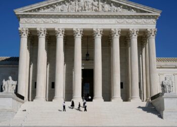 EE.UU: Mayoría de Corte Suprema se niegaa a bloquear vetos estatales de tratamientos médicos a menores