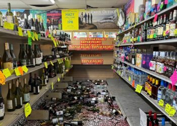 Sismo de magnitud 7,0 creó confusión y una alerta de tsunami en California