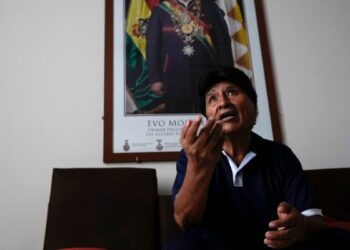 Expresidente boliviano Evo Morales denuncia sin pruebas que intentaron envenenarlo
