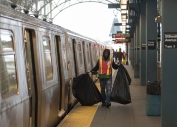 El veterano de la marina estadounidense Daniel Penny fue declarado inocente en el caso de estrangulamiento en el metro de Nueva York