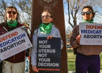 Demanda de Texas contra médico de Nueva York por píldora abortiva genera reto a telemedicina interestatal