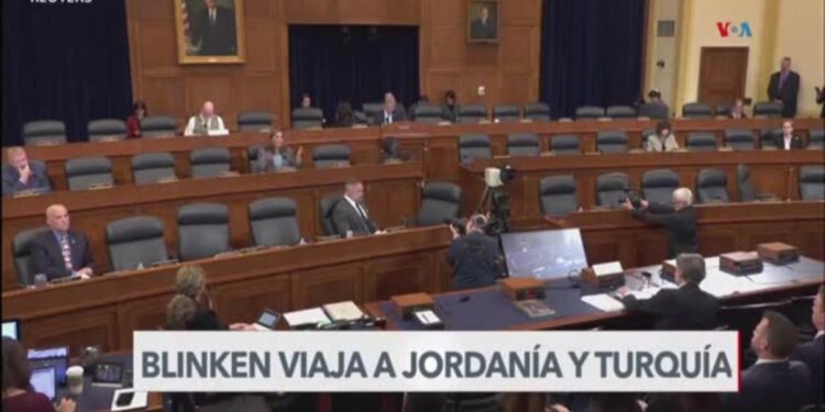 Blinken viaja a Jordania y Turquía en medio de cambio de poder en Siria