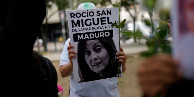 Publican fotos de San Miguel. Arrestan a Jesús Armas.