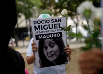 piden medida humanitaria para activista San Miguel tras sufrir fractura de hombro