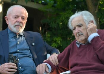 Expresidente de Uruguay José Mujica recibe las máximas distinciones de Brasil y Colombia