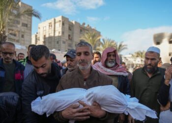 Amnistía Internacional dice que se está perpetrando un genocidio en Gaza; Israel rechaza acusación