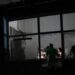 Cuba dice que empezó a restaurar la electricidad tras apagón, millones siguen sin luz