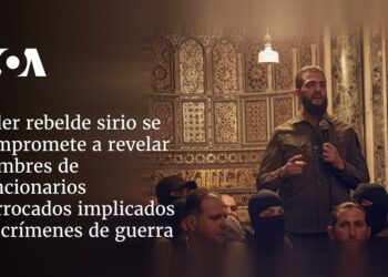 Líder rebelde sirio se compromete a revelar nombres de funcionarios derrocados implicados en crímenes de guerra
