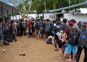 UNICEF alerta sobre récord de niños migrantes no acompañados América Latina, clama por ayuda urgente