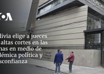 Bolivia elige a jueces de altas cortes en las urnas en medio de polémica política y desconfianza