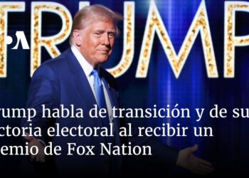 Trump habla de transición y de su victoria electoral al recibir un premio de Fox Nation