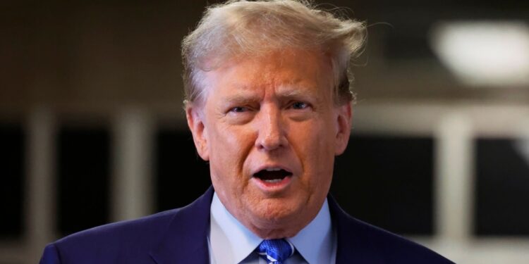 Trump planea importantes cambios políticos en sus primeras horas en el cargo