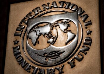 Ecuador llega a acuerdo con misión técnica del FMI