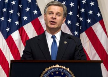 Christopher Wray: Director del FBI renunciará al concluir presidencia de Joe Biden