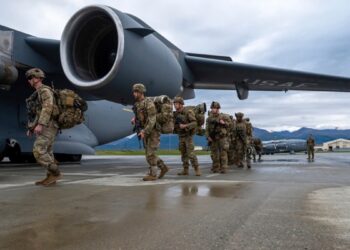 mayoría de estadounidenses quieren liderazgo en asuntos globales y mayor gasto en defensa