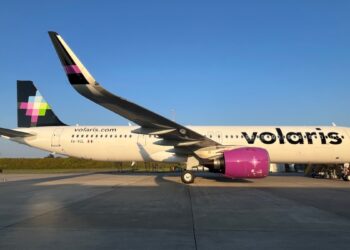 Pasajero intentó desviar un avión doméstico desde México a EEUU por presunta amenaza a su vida