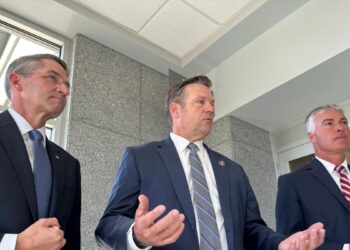 «Dreamers» quedarán excluidos de la cobertura de salud en 19 estados por fallo judicial