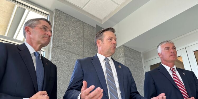 «Dreamers» quedarán excluidos de la cobertura de salud en 19 estados por fallo judicial