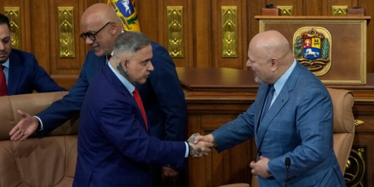 Gobierno de Venezuela dice que declaraciones del fiscal de la CPI son “desacertadas”