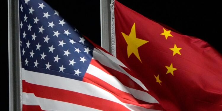 Casa Blanca dice que hackeo de China afectó por lo menos a 8 empresas de EEUU y a decenas de países