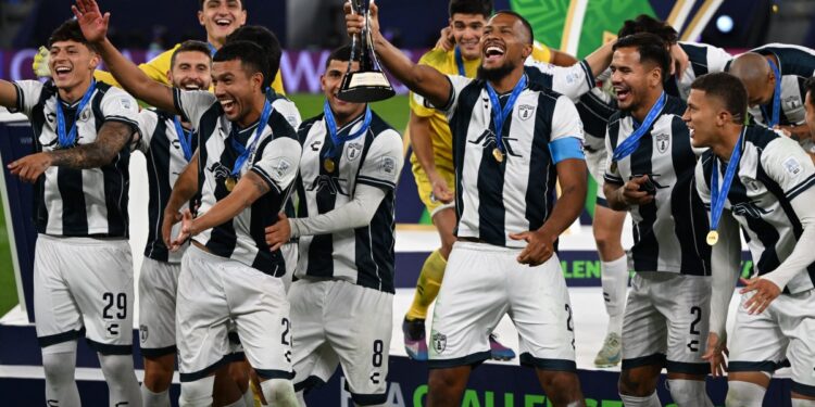 El Pachuca de Salomón Rondón venció en penaltis a Al Ahly y enfrentará al Real Madrid