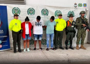 Detienen a un exconcejal colombiano y otras dos personas por minería ilegal de oro en río fronterizo con Venezuela