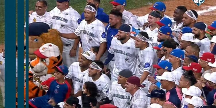 ¡Venezuela triunfa ante Japón en una noche mágica de béisbol!