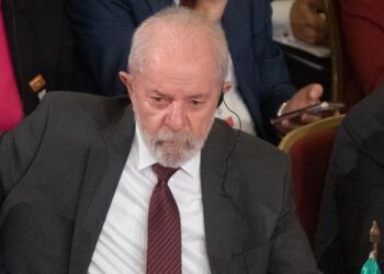 El presidente brasileño Lula da Silva se recupera en cuidados intensivos tras una cirugía por una hemorragia intracraneal