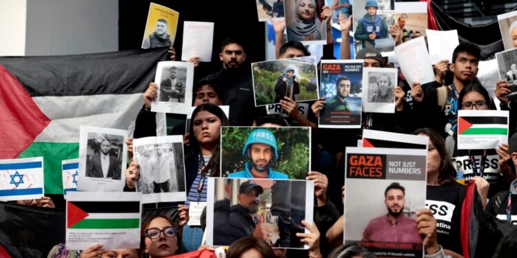 104 periodistas fueron asesinados este año