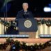 Biden afirma que su deseo de Navidad es que EEUU siga en busca de la luz, la libertad y el amor