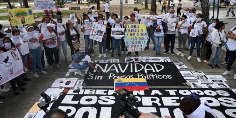 Cartas de presos políticos en Venezuela cuentan los «horrores» de su encarcelación