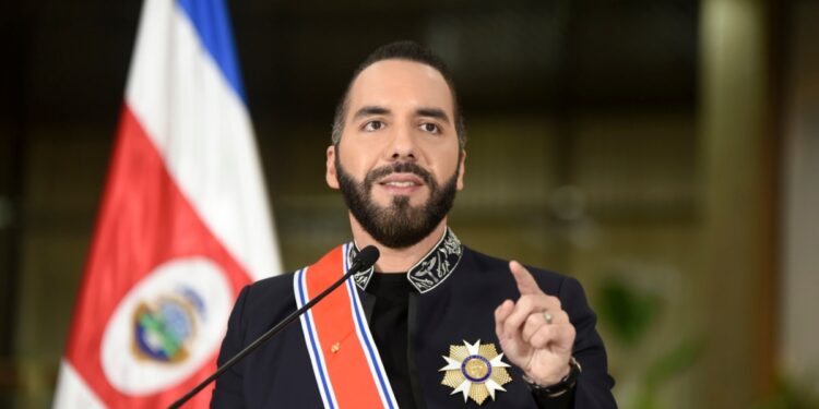 En El Salvador surge polémica por declaraciones del presidente Bukele sobre la reactivación de la minería