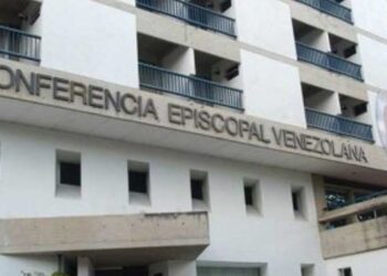 Familiares de presos políticos piden la mediación de Iglesia venezolana