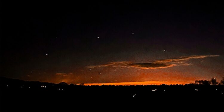 Varias docenas de avistamientos de drones son reportados a diario en Nueva Jersey y otros Estados del Este de EEUU