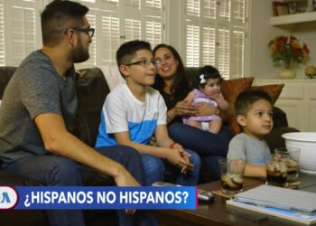 Hispanos nacidos en EEUU afianzan sus raíces latinas