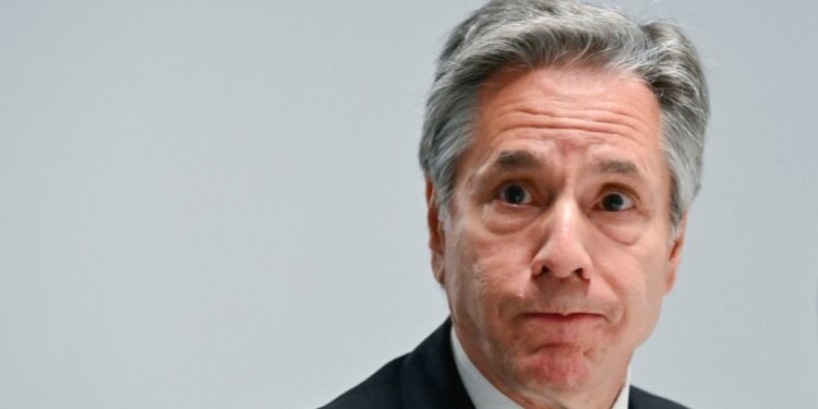 Blinken advierte que el Estado Islámico “intentará aprovechar” el cambio de régimen en Siria