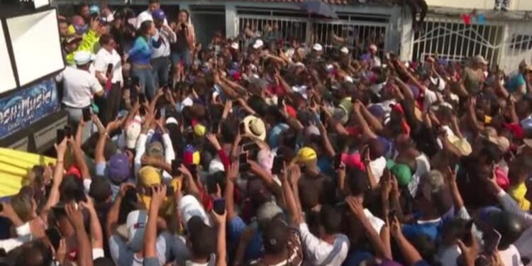 Sin agua ni electricidad asilados en embajada de Argentina en Venezuela