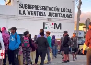 Jefe saliente de autoridad migratoria en México arremete contra defensores de migrantes