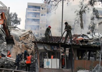 Israel aprovecha la coyuntura en Siria para evitar que se usen armas en su contra mientras el nuevo primer ministro liderará la transición