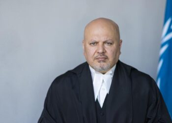 Renuncia de asesor de la CPI pone en el ojo del huracán actuación de Karim Khan en Venezuela