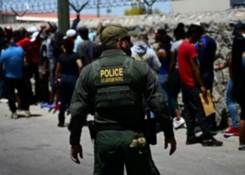 Más de 42.000 cubanos en EEUU tienen orden final de deportación