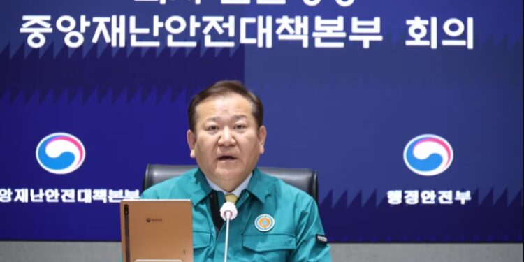 Renunció el ministro del Interior de Corea del Sur tras la fallida ley marcial