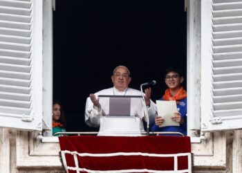 Documento del Vaticano ofrece directrices sobre IA desde la guerra hasta la salud