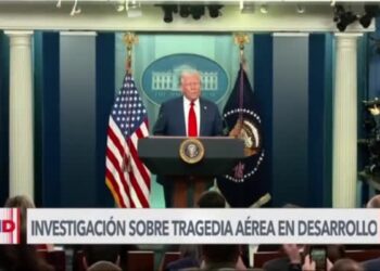 Autoridades expanden investigación sobre tragedia aérea en Washington